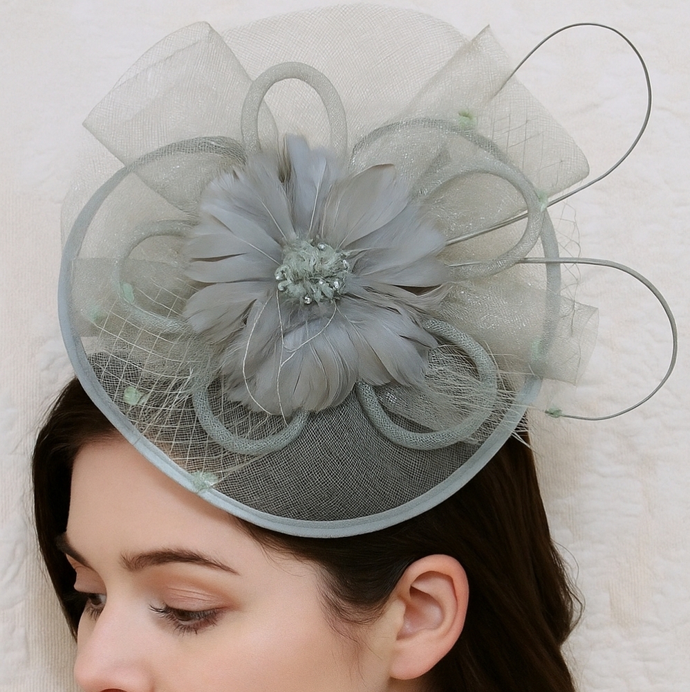 Clip On Hat Fascinator , Gray Flower Feather Mesh Netting Kentucky Derby Hat